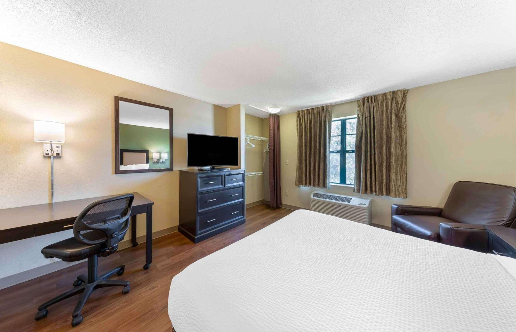 Extended Stay America Select Suites - Indianapolis - North - Carmel Exterior foto