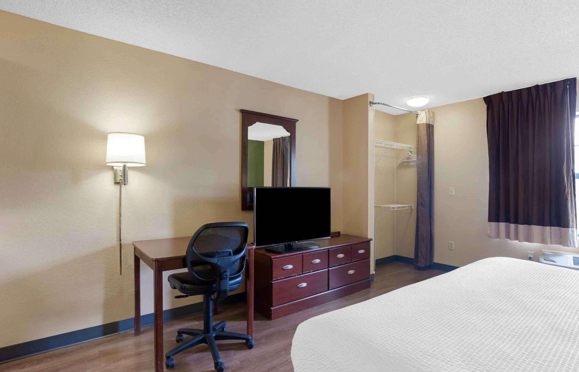 Extended Stay America Select Suites - Indianapolis - North - Carmel Exterior foto